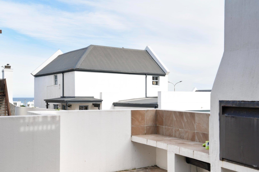 To Let 3 Bedroom Property for Rent in Big Bay Western Cape